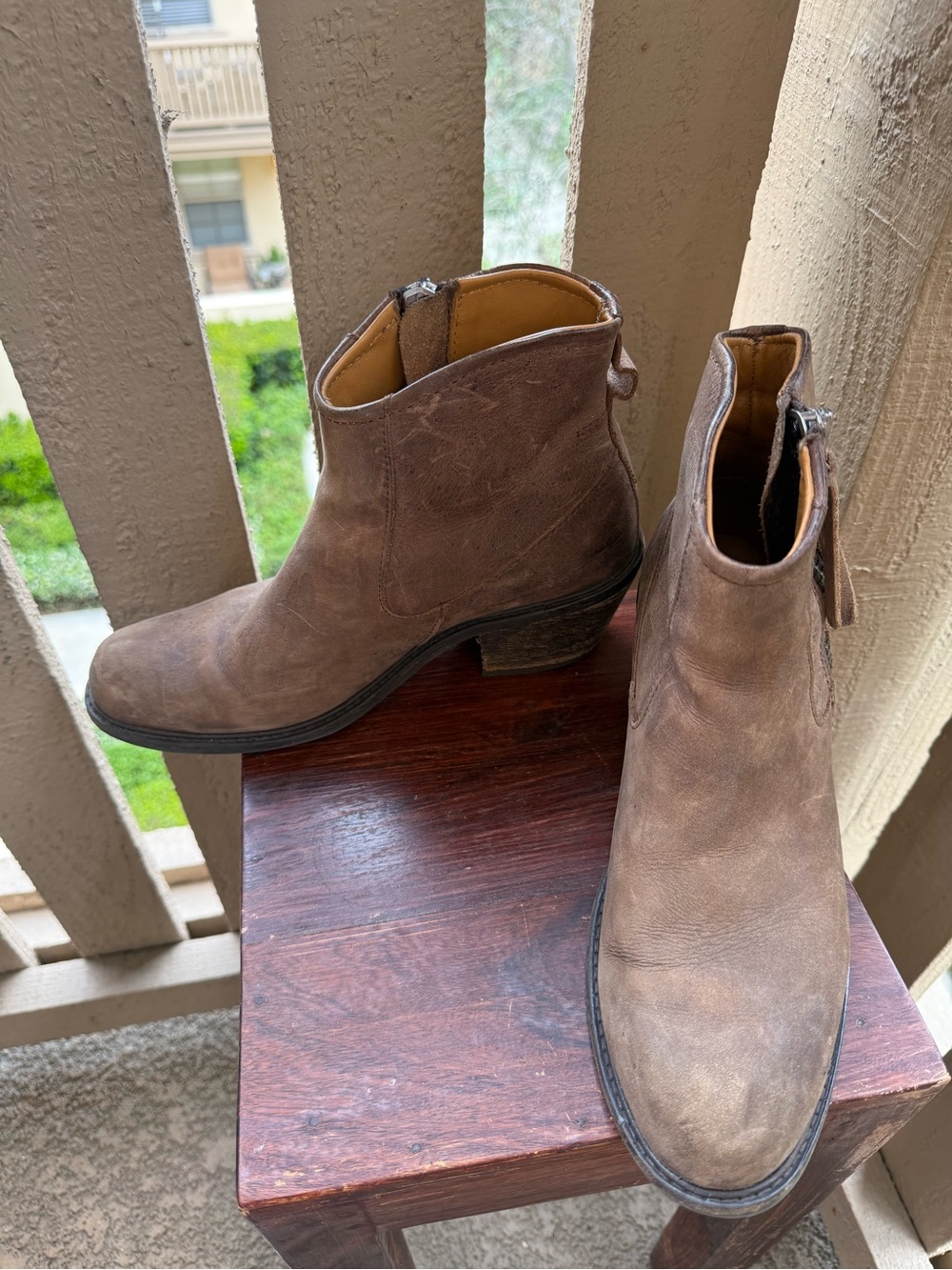 John Fluevog Brown Leather Side-Zip Ankle Booties - Picture 5 of 13